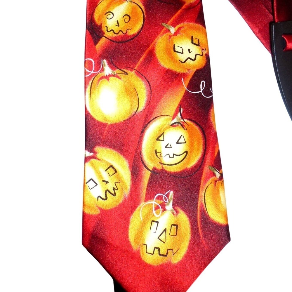 J. Garcia Snail Garden Collection 54 Silk Tie Halloween Pumpkin Jack-O-Lantern